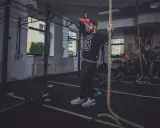 CrossFit: Jakie ćwiczenia? Fundamenty, skalowanie i bezpieczeństwo