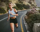 Jogging vs. bieganie: Które lepsze dla zdrowia i sylwetki?