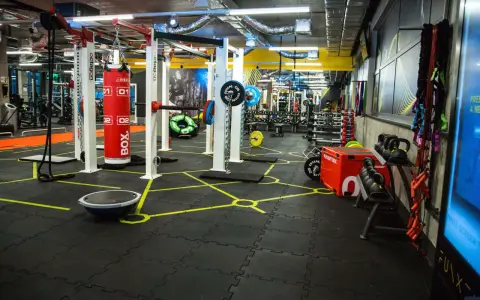 MultiSport Just Gym: Wejście 24/7? Sprawdź, jak to działa!