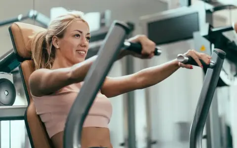 Jak zacząć ćwiczyć CrossFit? Przewodnik dla początkujących bez obaw