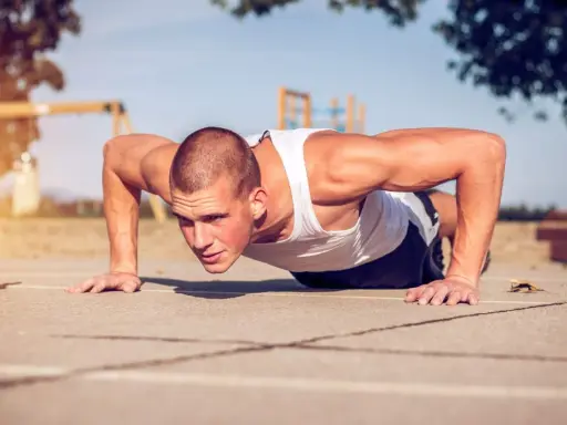 CrossFit czy kalistenika? Wybierz świadomie swój trening!