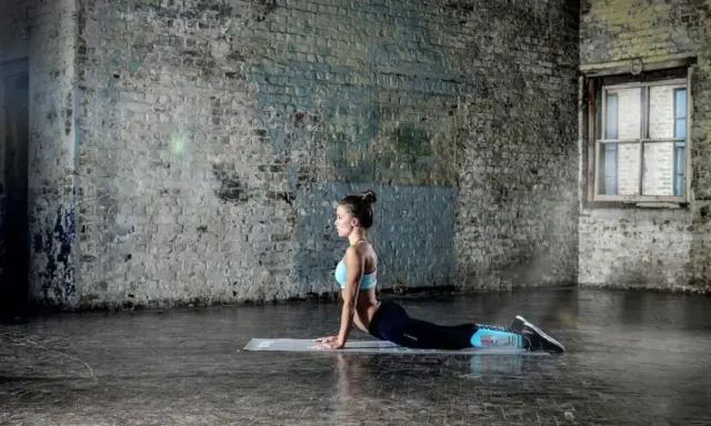 Pilates na co pomaga? Odkryj 7 korzyści dla ciała i umysłu.