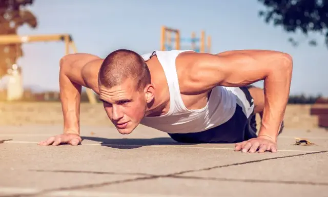 CrossFit czy kalistenika? Wybierz świadomie swój trening!
