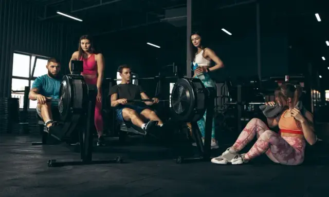 Czy CrossFit odchudza? Poznaj mechanizmy i plan na sukces
