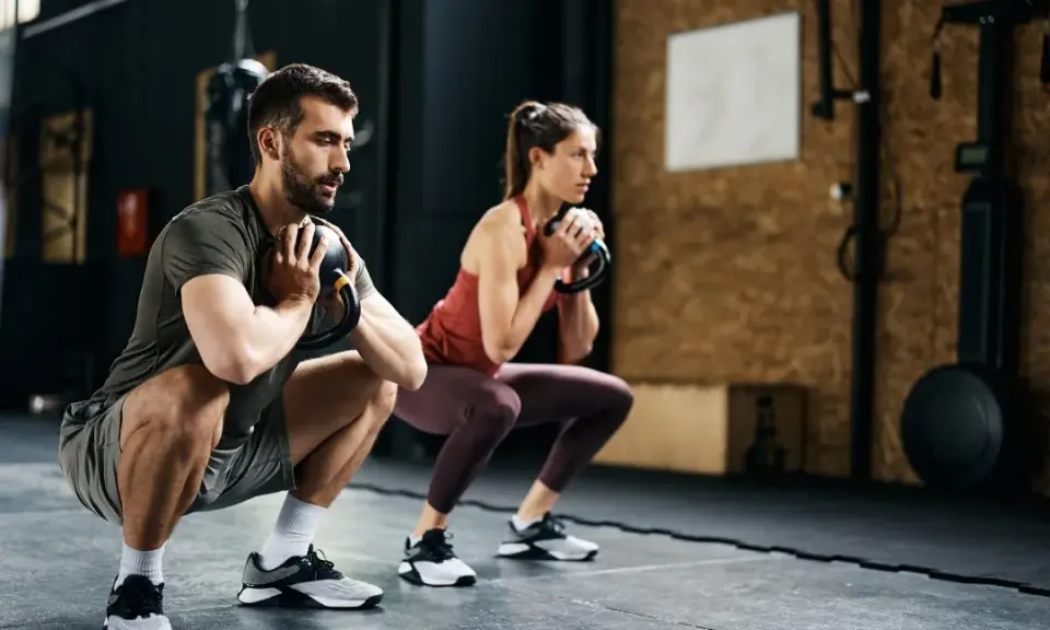CrossFit: Co to? Czy ten intensywny trening jest dla Ciebie?