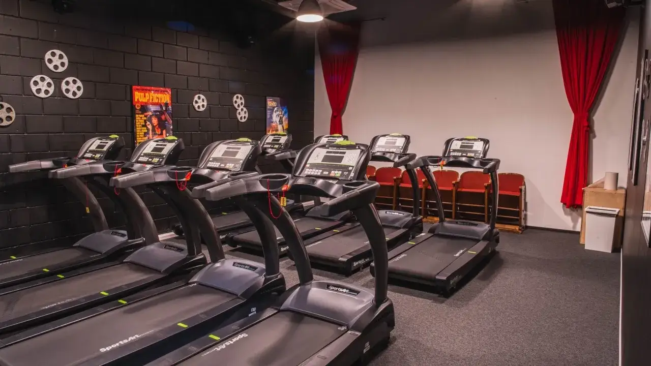 Smart Gym siłownia wnętrze trening