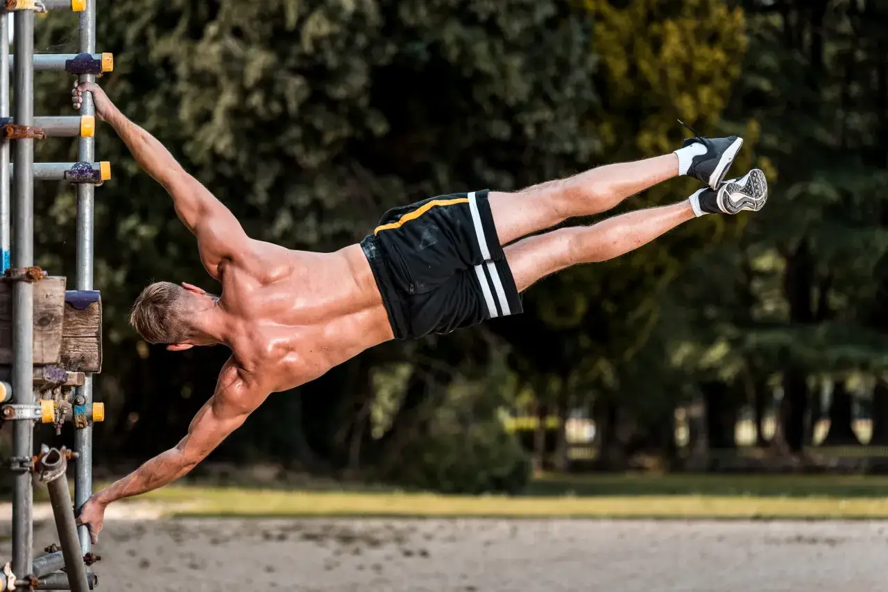 CrossFit trening vs kalistenika ćwiczenia