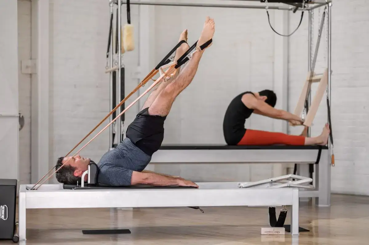 reha pilates vs klasyczny pilates porównanie